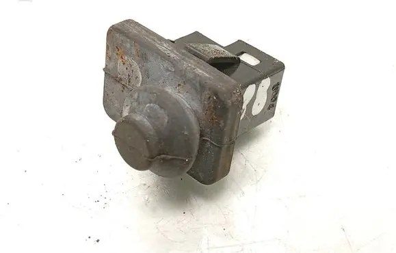SsangYong Tivoli Rear door sensor 0842B2