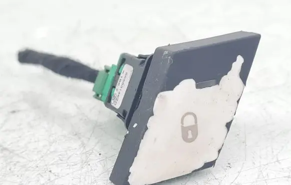 Citroen C4 I Picasso Central locking switch button 96553146ZD