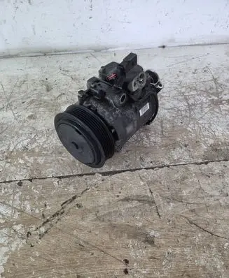 Volkswagen Fox Air conditioning (A/C) compressor (pump) SB7087569