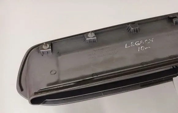 Subaru Legacy Bonnet wind deflector 90821SC010 90821SC000