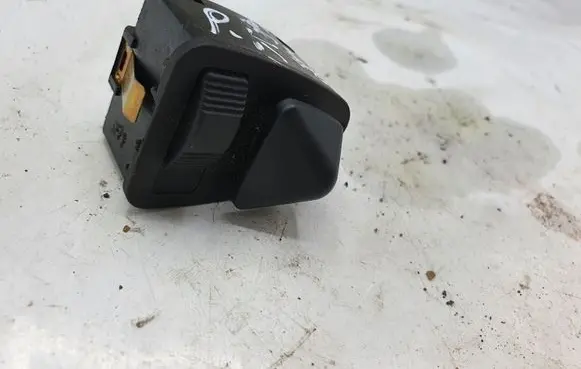 BMW 3 E46 Wing mirror switch 613183736919 03200500