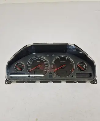 Volvo XC90 Speedometer (instrument cluster) 30746101