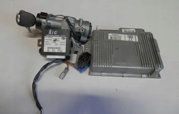 KIA Rio Engine ECU kit and lock set 96259124