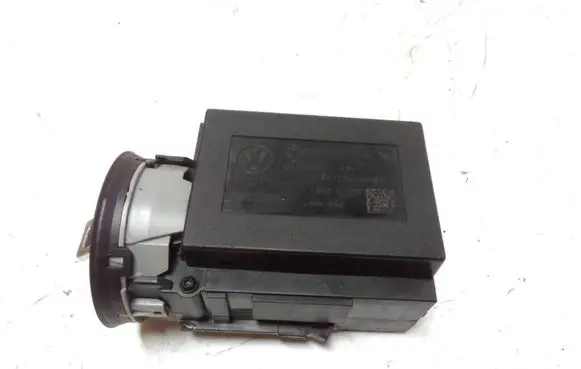 Volkswagen PASSAT B6 Ignition lock 3C0905843M 33303301 2805Q07S
