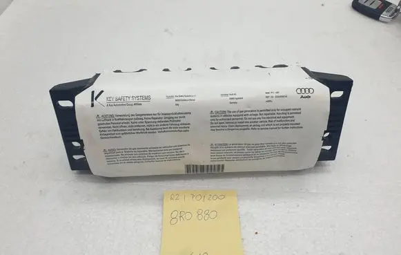 Audi Q8 Passenger airbag 8R0880