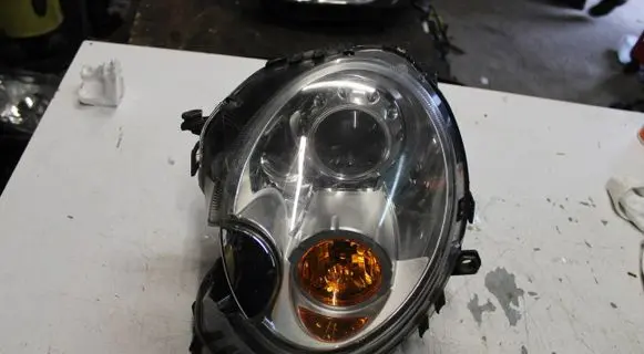 Mini One - Cooper R56 Headlight/headlamp