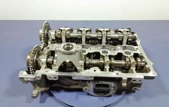 BMW 2 F45 Engine head 9452843