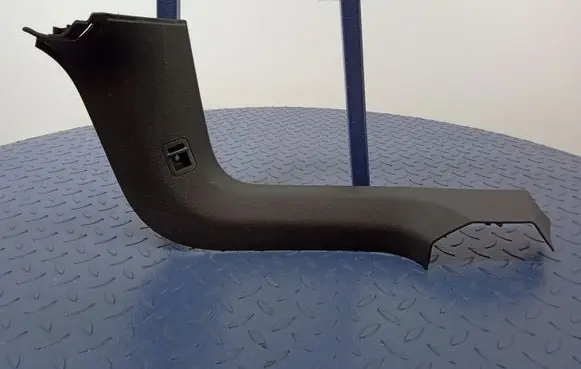 Other sill/pillar trim element