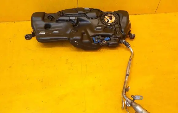 Volvo V60 Fuel tank 31405479 31405482