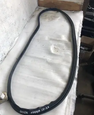Mazda CX-30 Rubber seal rear door 