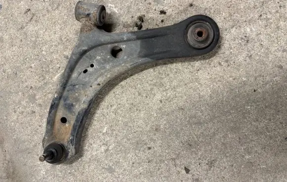 Suzuki SX4 S-Cross Front control arm 
