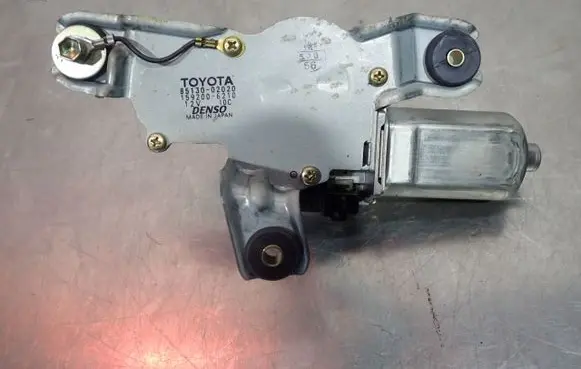 Toyota Corolla E120 E130 Rear window wiper motor 85130-02020