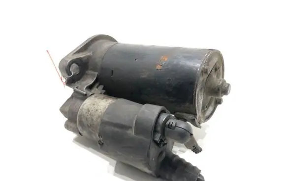Volkswagen Touran I Starter motor