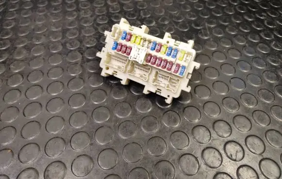 Nissan Murano Z51 Fuse module 1TJ0A