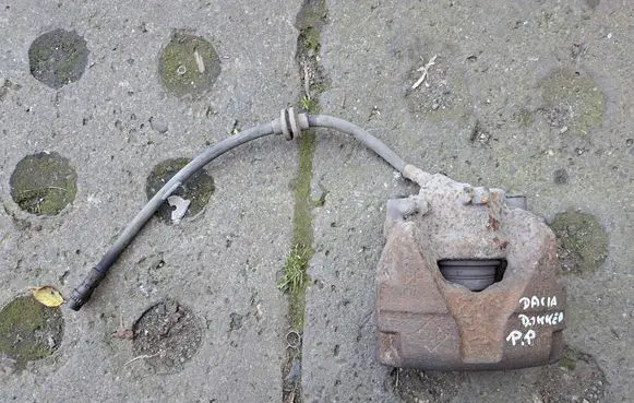 Dacia Dokker Front brake caliper