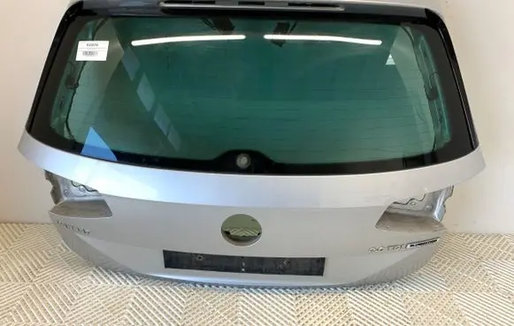Volkswagen PASSAT B8 Tailgate/trunk/boot lid LA7W