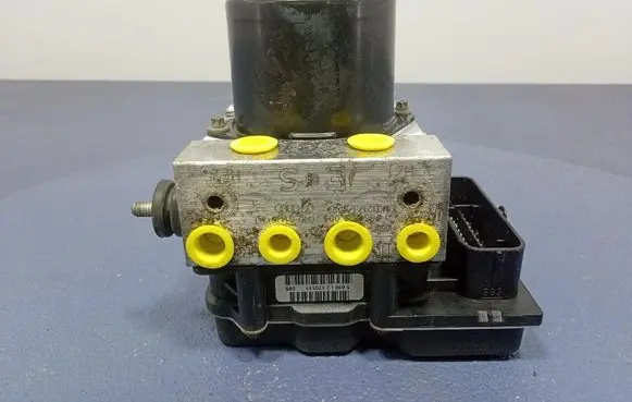 Volkswagen Golf Sportsvan ABS Pump 6R0907379AA