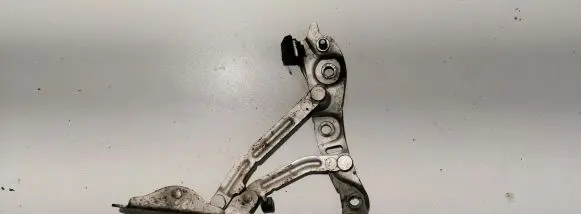 Volvo S60 Tailgate/trunk/boot hinge