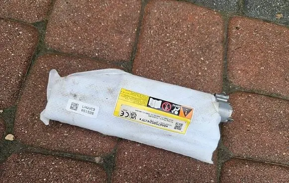 Toyota Camry VIII XV70 Side airbag TG16C01005--e