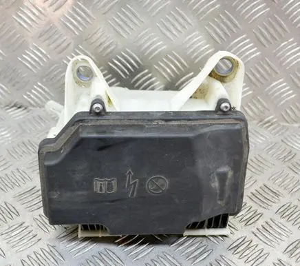 Mercedes-Benz C W205 Fuse box set A2055402428