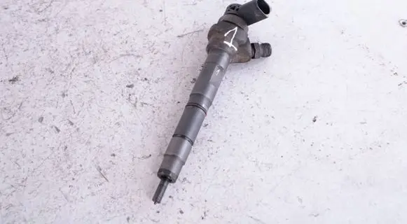 Skoda Superb B6 (3T) Fuel injector 03L130277J 045110369
