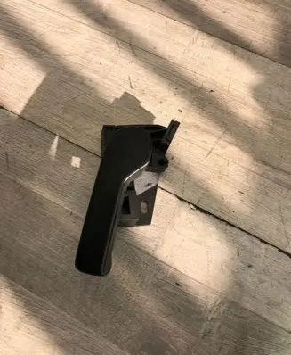 Engine bonnet (hood) release handle