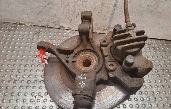 Peugeot 308 Front wheel hub spindle knuckle S25062563 P56