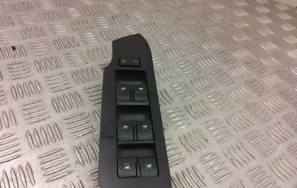 Chevrolet Captiva Electric window control switch 201004082