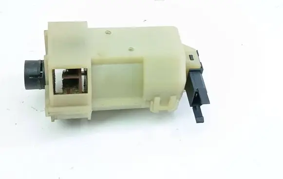 Audi A4 S4 B5 8D Secondary air pump 