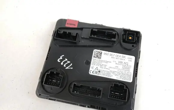 Porsche Taycan 9J1 Comfort/convenience module 992907064BK 8W1907064K 5DK01436712