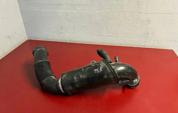 Mini One - Cooper F56 F55 Turbo air intake inlet pipe/hose 7619268 13717619268