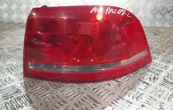 Volkswagen PASSAT B7 Rear/tail lights 3AF945096A