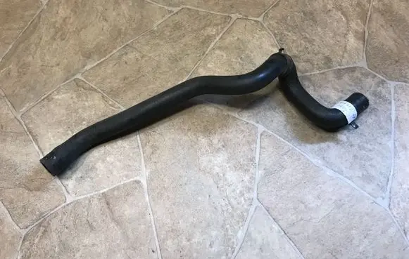 BMW 6 E63 E64 Engine coolant pipe/hose 6910757