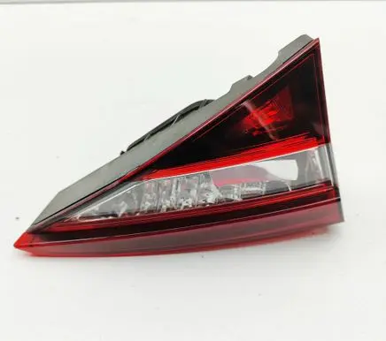 Skoda Superb B8 (3V) Tailgate rear/tail lights 3V9945307D 3V9945307E