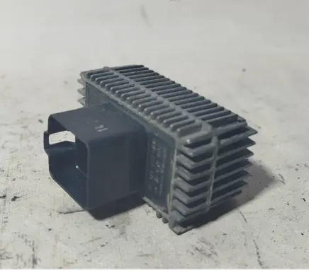 Opel Vectra C Glow plug pre-heat relay 09132691 51299008