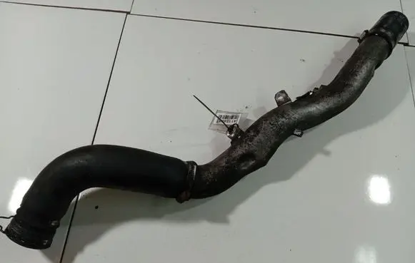 Toyota Auris 150 Intercooler hose/pipe