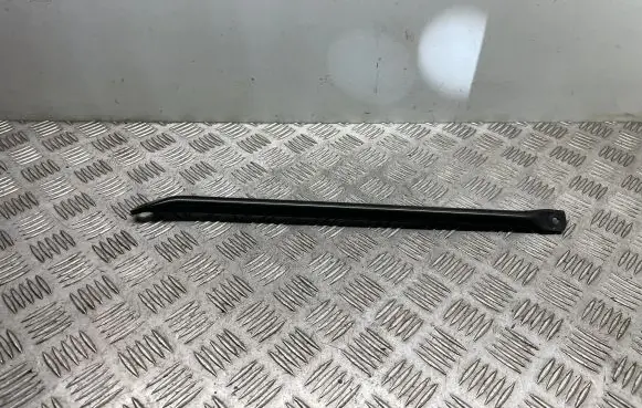 Radiator support slam panel bracket
