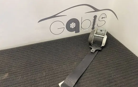 BMW X4 F26 Rear seatbelt 7258445 33028136