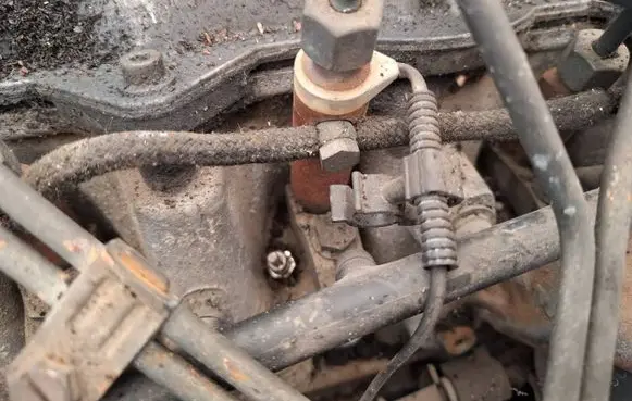Skoda Octavia Mk1 (1U) Fuel injector