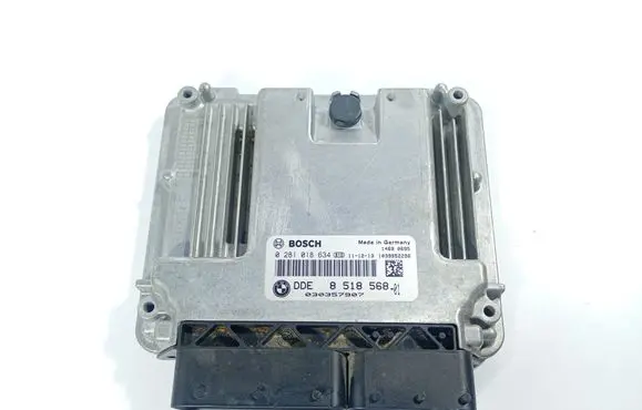 BMW 3 F30 F35 F31 Engine control unit/module 0281018634 8518568 030357907
