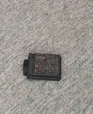 Volkswagen T-Roc Distronic sensor radar 2Q0907561G 2Q0907572B