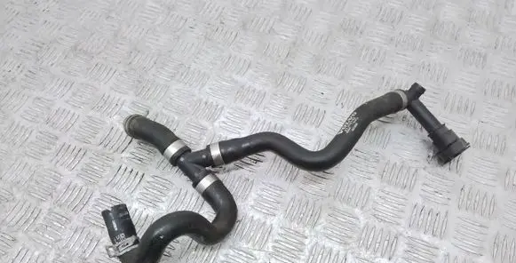 Volvo XC90 Engine coolant pipe/hose 31368145