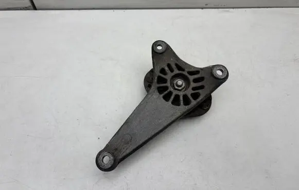 Audi A4 S4 B6 8E 8H Gearbox mounting bracket 8E0399115P