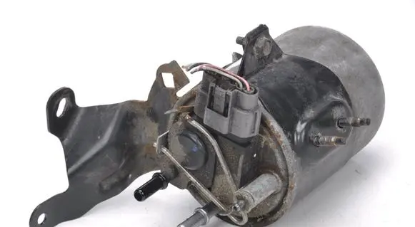 Nissan Juke I F15 Fuel filter housing 
