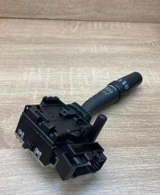 Toyota Avensis T250 Wiper control stalk 173654 8465205150