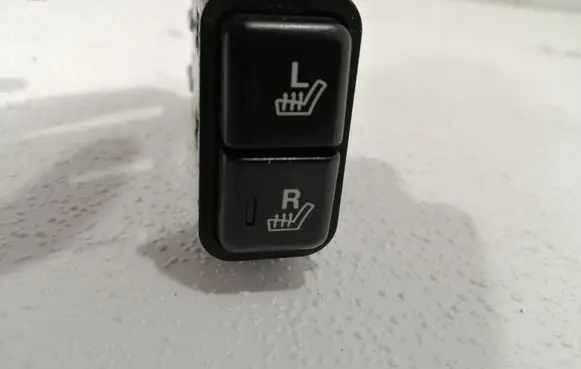 Honda Civic Seat heating switch MI6691SS8