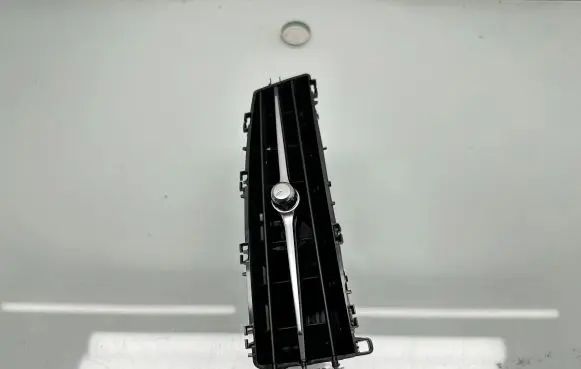 Dash center air vent grill