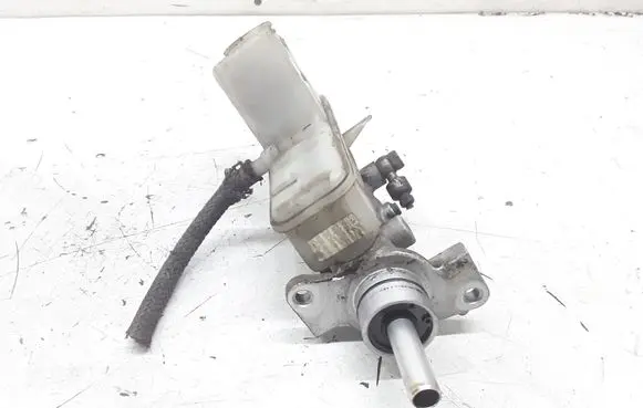 Mazda 6 Master brake cylinder