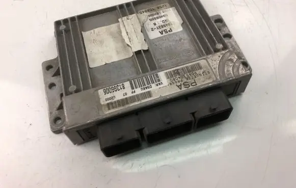 Peugeot 406 Engine control unit/module 9645304080