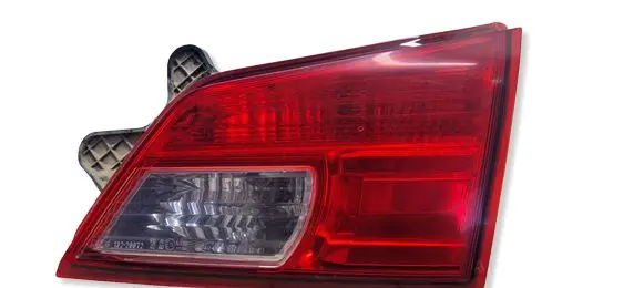 Subaru Outback Tailgate rear/tail lights 13220072